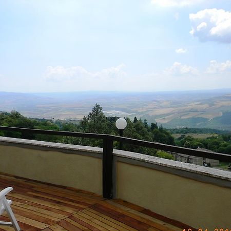 פיאנקסטניאיו Albergo Ristorante Ragno D'Oro מראה חיצוני תמונה
