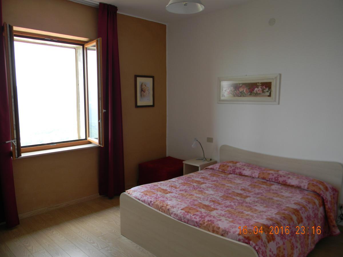 פיאנקסטניאיו Albergo Ristorante Ragno D'Oro מראה חיצוני תמונה